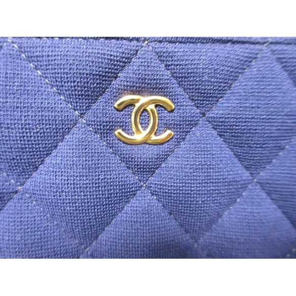 Authentic new CHANEL CC clutch - Picture 6 of 10